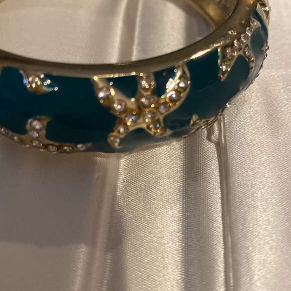 Bracelet - Picture 3 of 7